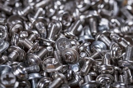 Comment optimiser la fixation de l'acier pour vos projets professionnels ?